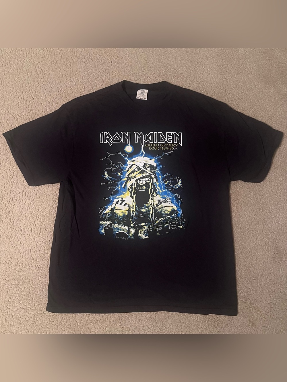 Iron Maiden Powerslave tour shirt
